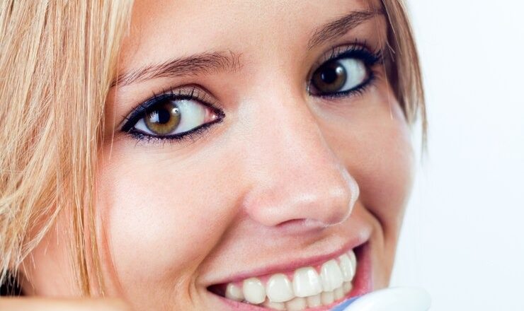 Comment garder tes dents éclatantes avec le détartrage dents : tout ce que tu dois savoir !