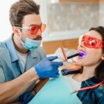 Détartrage et Blanchiment Dentaire Prix : Tout Savoir pour un Sourire au Top