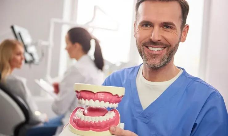 Prothèse Dentaire : Ton Guide Complet pour un Sourire Retrouvé