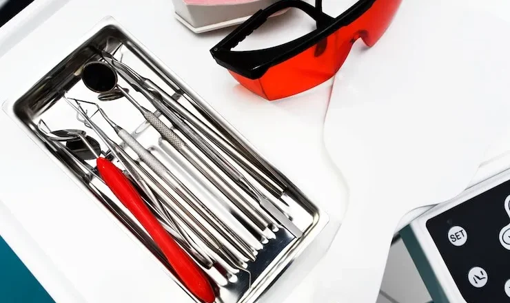Fournitures dentaires : Le guide ultime pour tout comprendre et choisir sans prise de tête