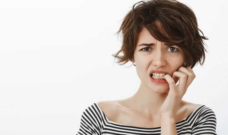 T’as perdu une dent? Tout ce que t’as besoin de savoir sur la fausse dent!