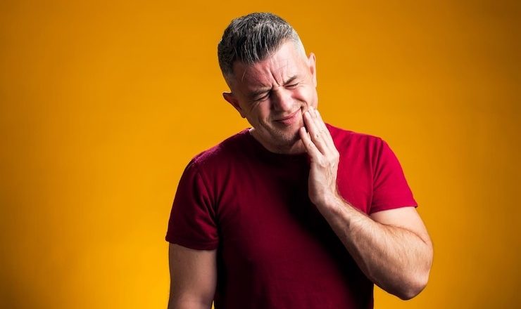 Soulager douleur carie : votre guide pour en finir avec la souffrance dentaire