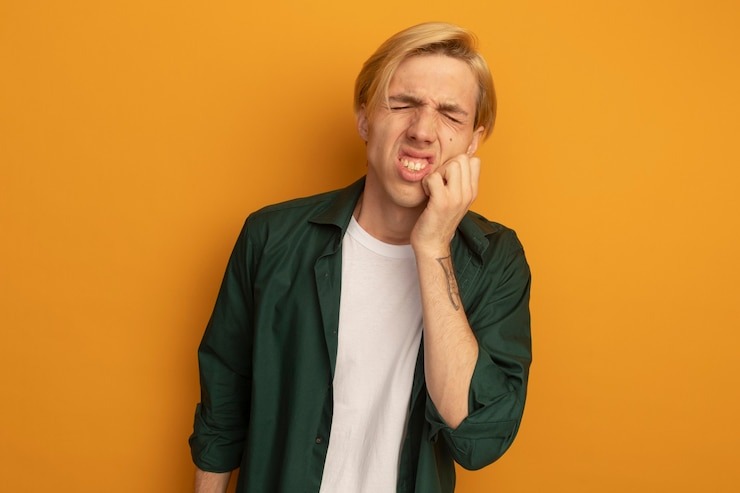 Comment soulager un mal de dent cariée : le guide ultime pour apaiser la douleur