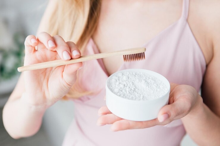 Le Bicarbonate de Soude pour les Dents : Votre Allié Naturel pour un Sourire Éclatant