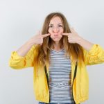T’as mal aux gencives ? Le guide ultime pour comprendre et soulager ton mal gencive