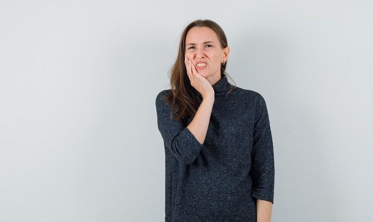 Comment soulager mal de dent dent blanche : astuces pour un sourire éclatant sans douleur