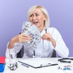Tout savoir sur le cout blanchiment dentaire : Guide complet pour un sourire éclatant