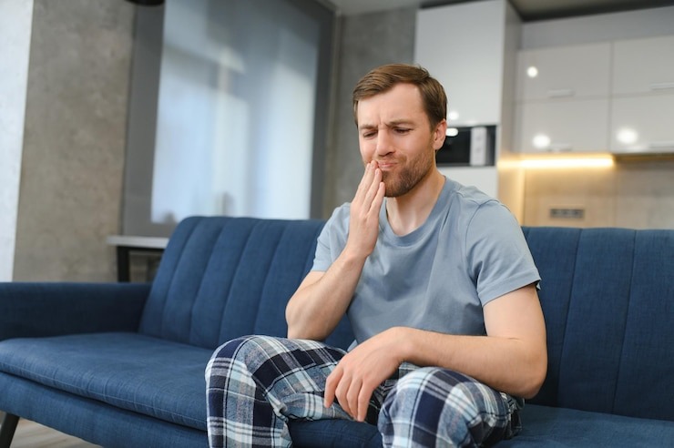 Soulager le mal de dent : des astuces naturelles pour arrêter de souffrir !