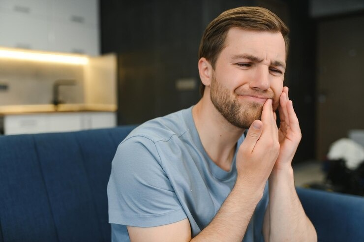 Mal de dent : que faire pour soulager la douleur quand ça fait un mal de chien ?
