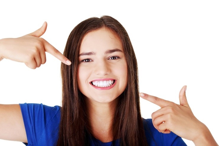 Quel est le meilleur blanchisseur de dents pour un sourire éclatant en 2025 ?