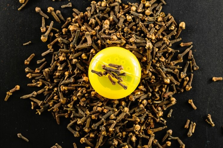 Clou de girofle dent : Le remède naturel pour soulager vos douleurs dentaires