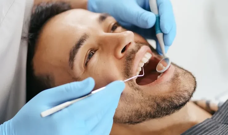 Dentiste : Ton allié indispensable pour un sourire qui claque !