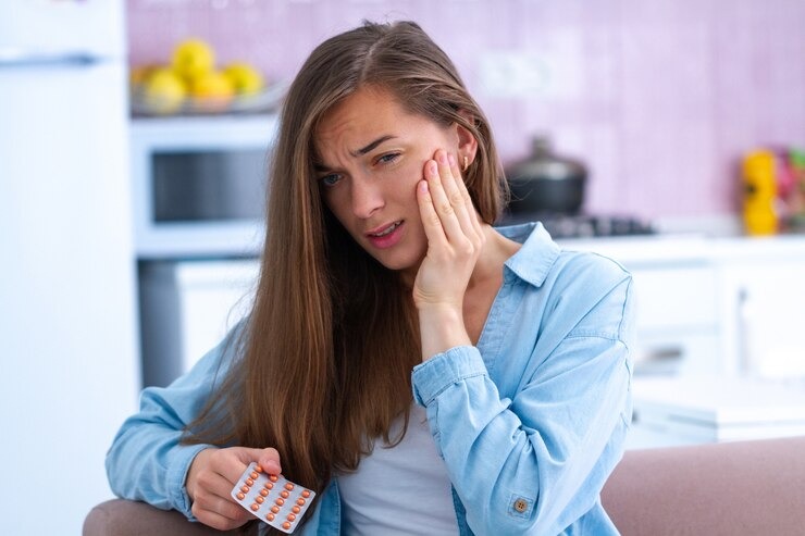 Que faire pour soulager un mal de dent : astuces, remèdes et solutions