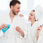 Comment transformer ton sourire avec un bain de bouche blanchissant