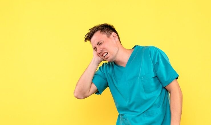 Remèdes contre les maux de dents : Comment soulager cette douleur qui rend fou ?