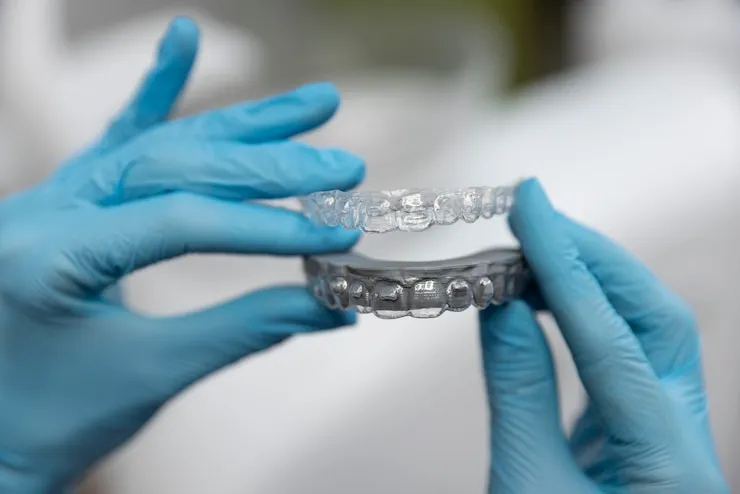 Comment choisir les brossettes Oral B et comprendre les tarifs Invisalign pour un sourire parfait