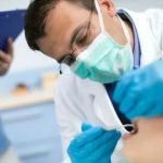 T’as mal à la gencive du fond ? Voici tout ce que tu dois savoir !