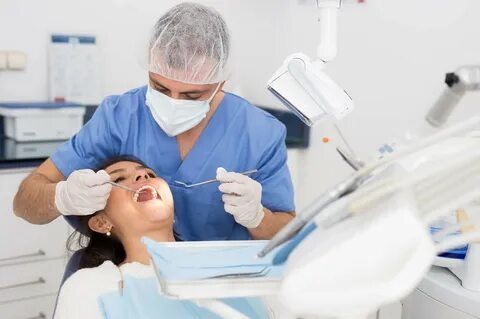Comment obtenir un sourire éclatant avec le blanchiment naturel des dents ?
