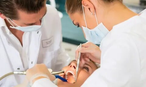 Soulager un mal de dents : des solutions pour vous tirer d’affaire rapido
